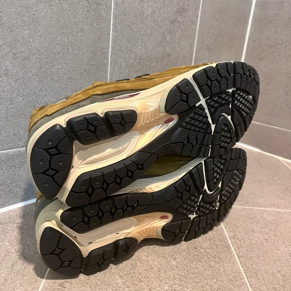 New Balance M2002RDP Shoes Sneakers new Mens Size 13 - Picture 12 of 13